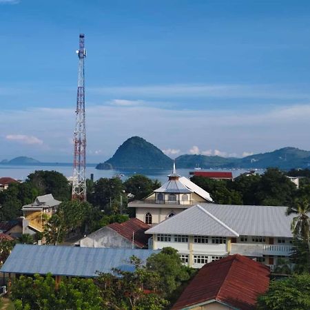 Triple 8 Suites Labuan Bajo Exterior foto