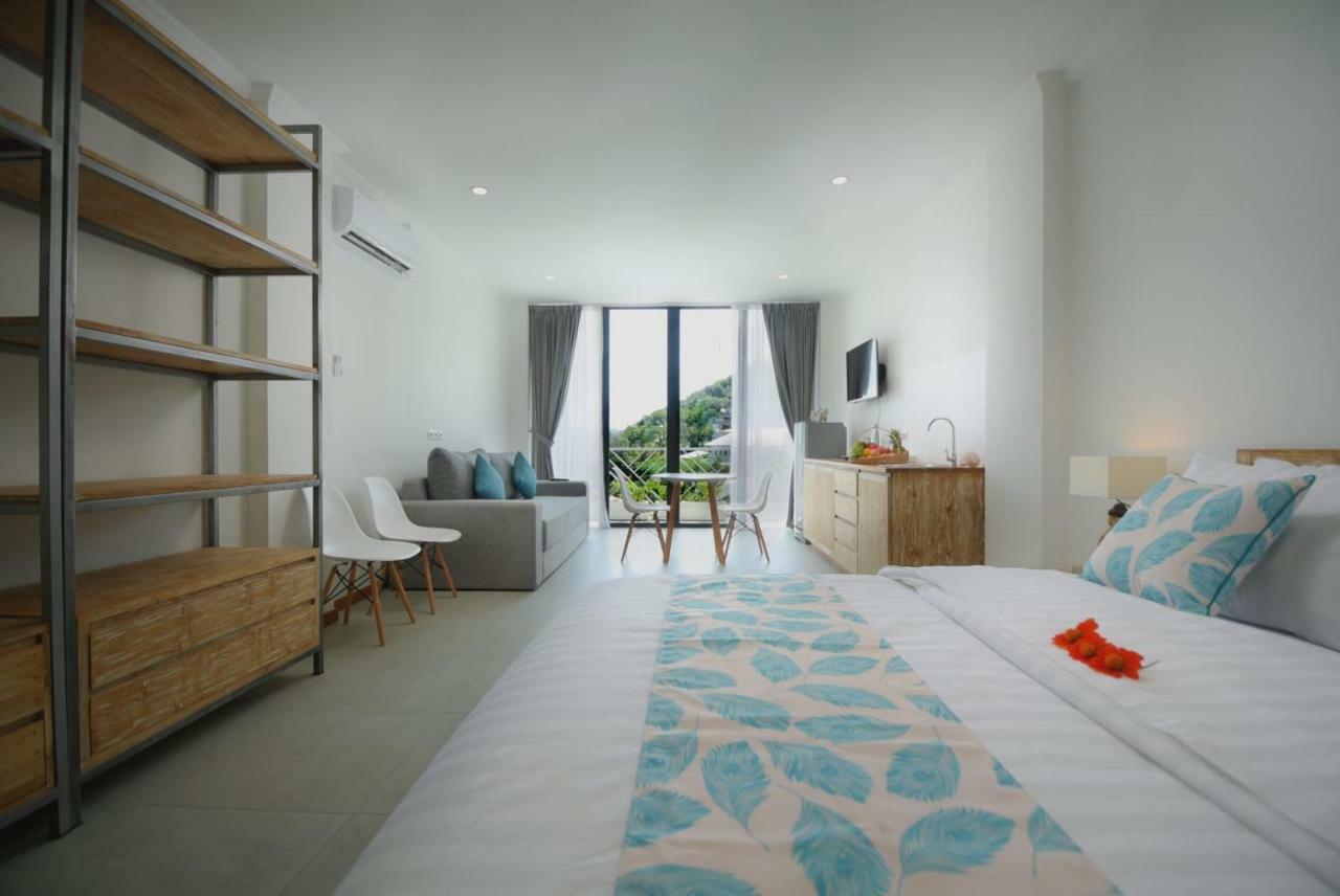 Triple 8 Suites Labuan Bajo Exterior foto