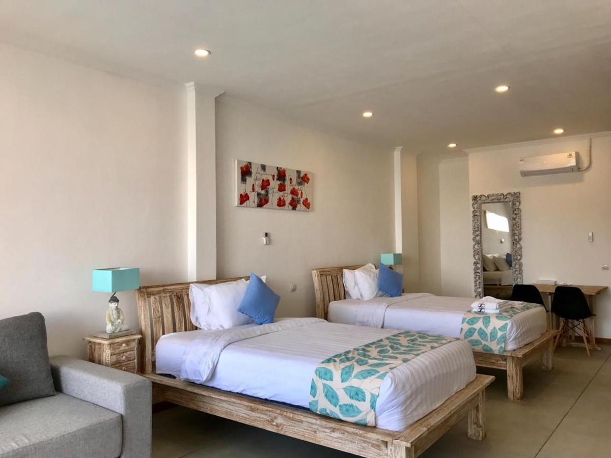Triple 8 Suites Labuan Bajo Exterior foto